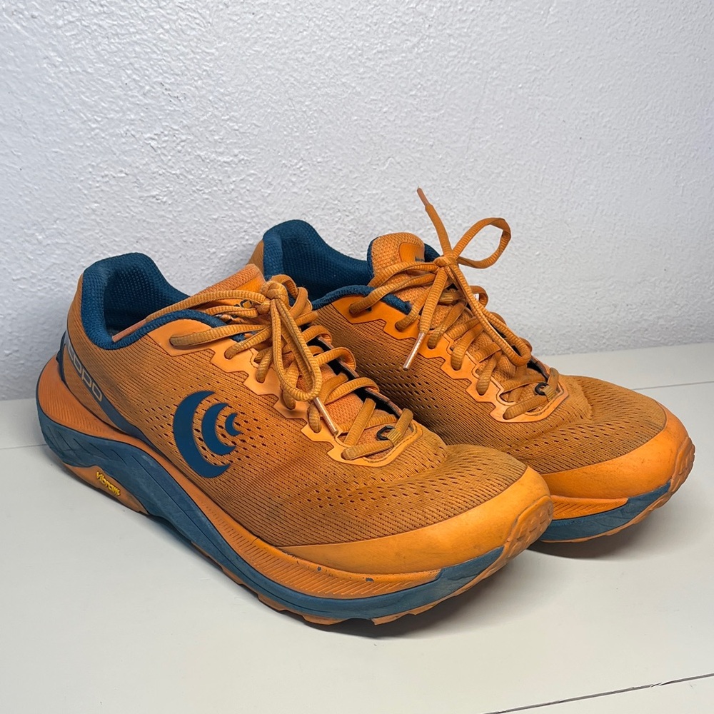 (41) Topo Ultraventure 3 Trail Runners Men's Orange Athletic Shoes